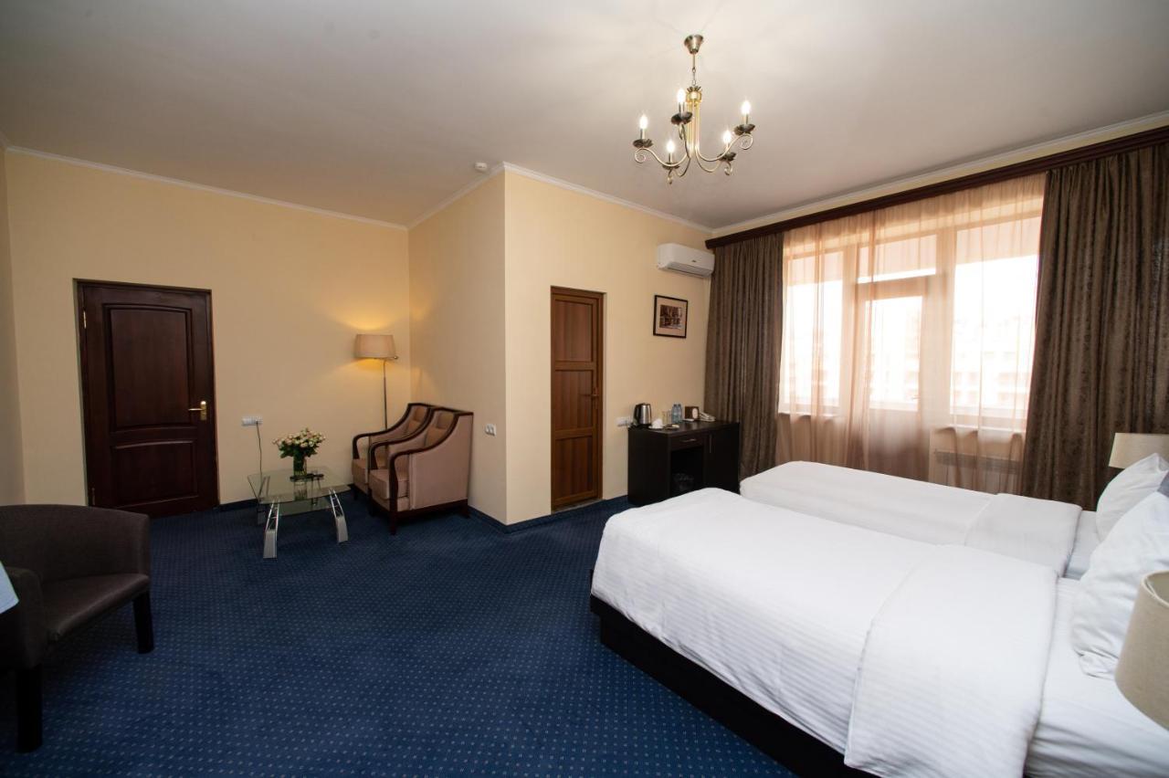 14 Floor Hotel Yerevan Luaran gambar