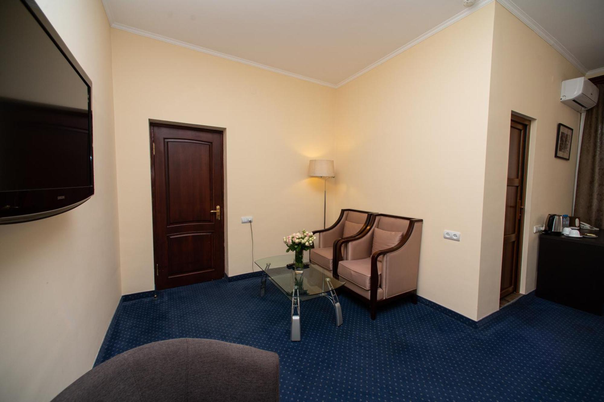 14 Floor Hotel Yerevan Bilik gambar